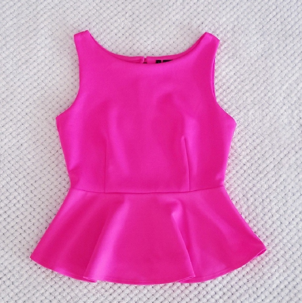 💗Beatiful Hot pink peplum blouse💗